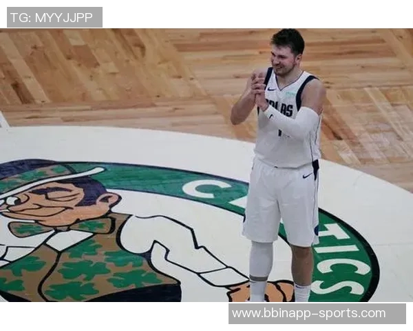 马威首记三分球闪耀赛场投篮罚球高效助力球队斩获22分7板3助2断